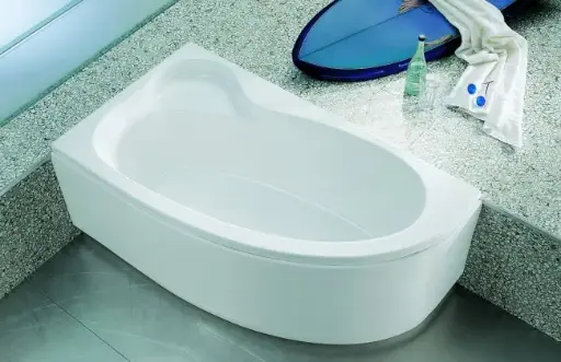 [ايديال ستاندرد] بانيو سيرف 150x80 شمال ابيض بالجانب من ايديال ستاندرد